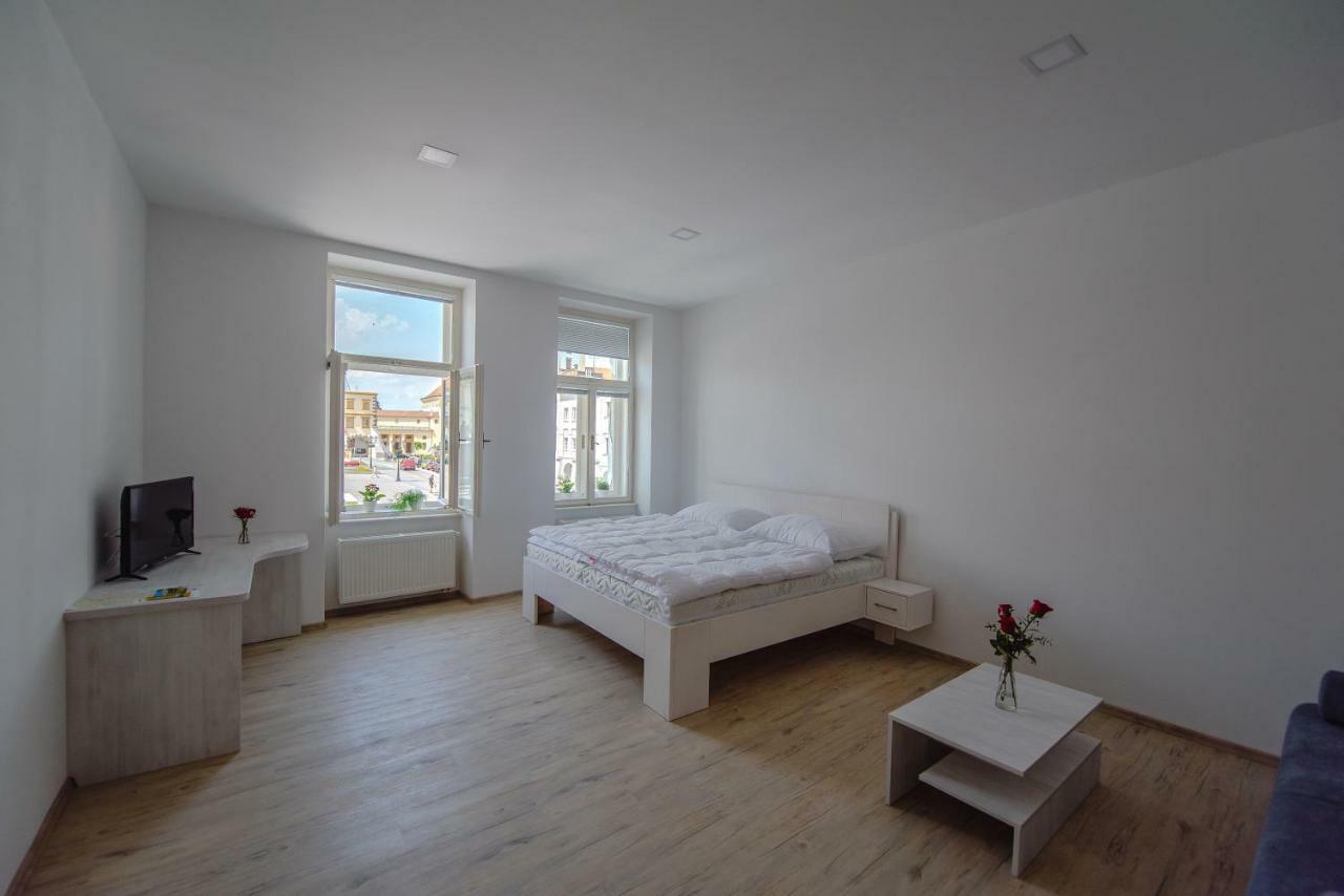 Apartmány Velké náměstí Kroměříž Exterior foto